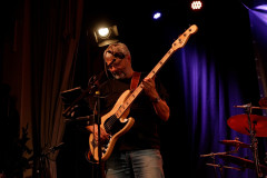 2025-12-19-WonderBros-12