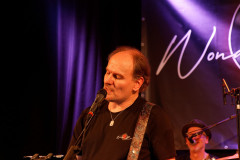 2025-12-19-WonderBros-57